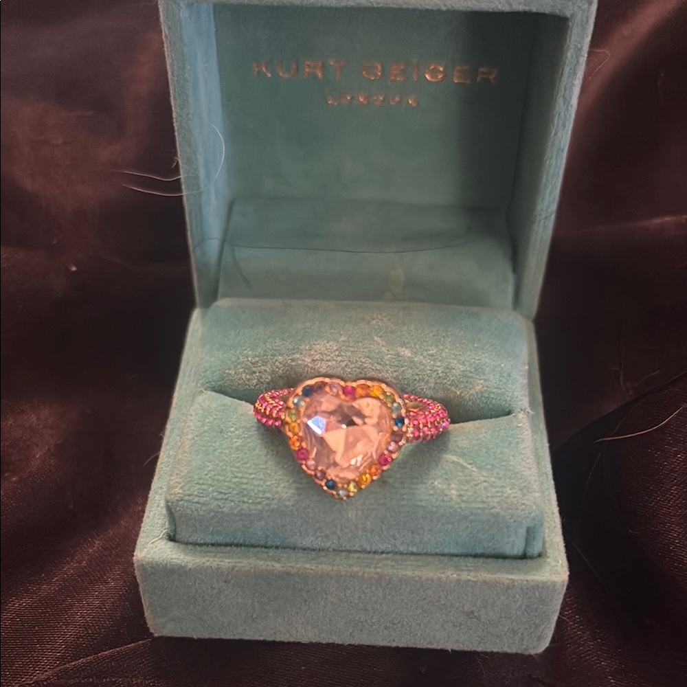 Kurt Geiger Pink Ring with Intricate Metalwork Size 7